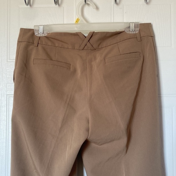 Classic Workwear Forever 21 Tailored Pants Preppy Neutral Trousers M Office Chic - Picture 4 of 12